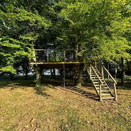 Holiday home Belle Grange En Pierre Avec Piscine Chauffee *